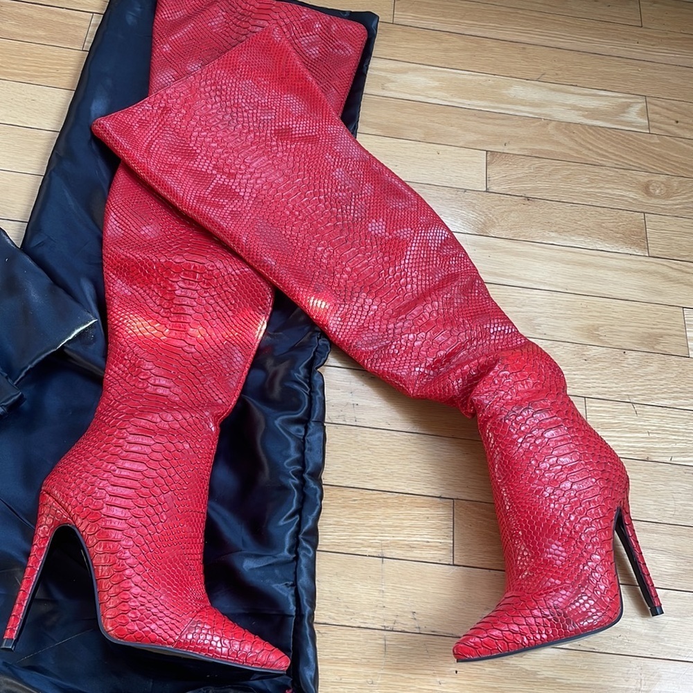 🌶️ Python RED VIXEN THIGH HIGH BOOTS *NEW* THIS IS A SEXY SHOE RIGHT HERE - Picture 2 of 14